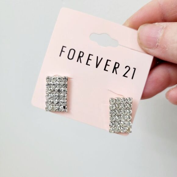 Brand New Forever 21 Silver Bling Rectangle Rhinestone Earrings - Picture 2 of 6